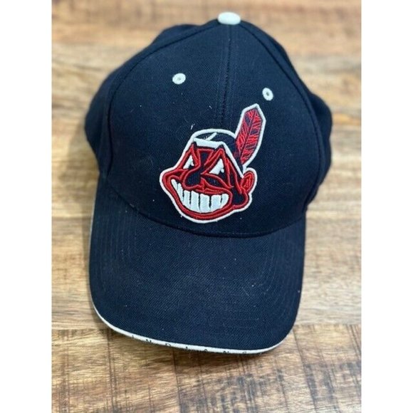 VTG Cleveland Indians Hat Cap Mens Blue Strapback Chief Wahoo Wool Blend Twins